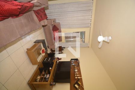 Sala de casa à venda com 3 quartos, 220m² em Vila Kosmos, Rio de Janeiro