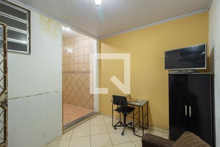 Sala de kitnet/studio para alugar com 1 quarto, 50m² em Senador Vasconcelos, Rio de Janeiro