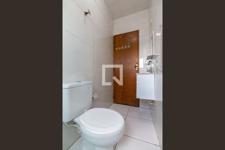 Casa para alugar com 56m², 2 quartos e sem vaga Casa para alugar com 56m², 2 quartos e sem vagaBanheiro 2
