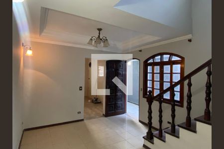 Sala de casa à venda com 3 quartos, 250m² em Bussocaba, Osasco