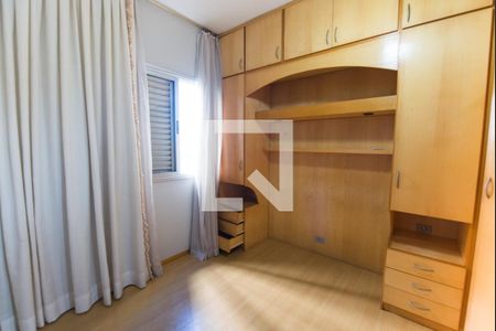 Suíte de apartamento para alugar com 2 quartos, 60m² em Parque Senhor do Bonfim, Taubaté