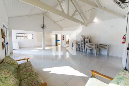 Apartamento para alugar com 60m², 2 quartos e 1 vagaÁrea comum - Salão de festas