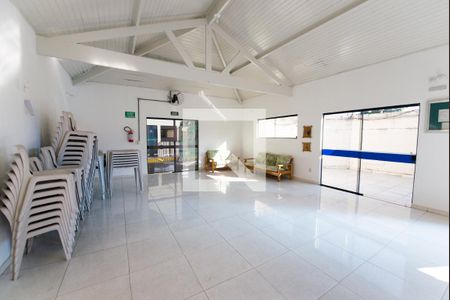 Apartamento para alugar com 60m², 2 quartos e 1 vagaÁrea comum - Salão de festas