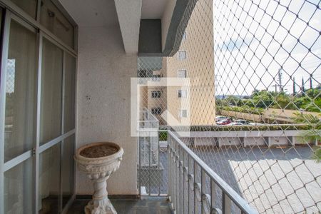 Varanda Sala de apartamento para alugar com 4 quartos, 100m² em Jardim das Paineiras, Campinas