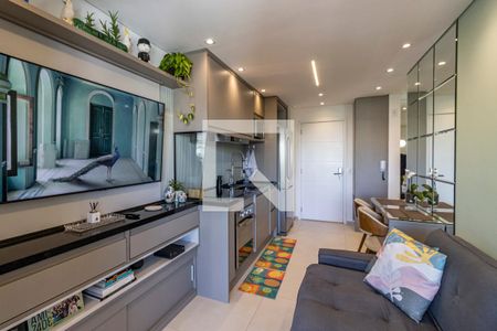 Sala e Cozinha de apartamento à venda com 1 quarto, 38m² em Vila Mariana, São Paulo