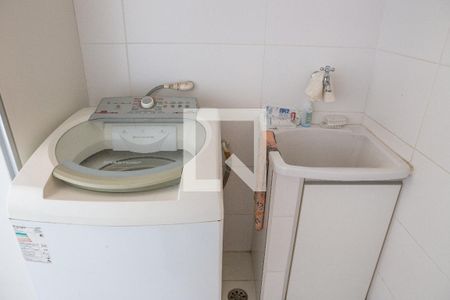 Apartamento à venda com 165m², 4 quartos e 2 vagas Apartamento à venda com 165m², 4 quartos e 2 vagasÁrea de Serviço