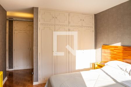 Apartamento à venda com 165m², 4 quartos e 2 vagas Apartamento à venda com 165m², 4 quartos e 2 vagasSuíte