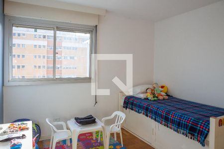 Apartamento à venda com 165m², 4 quartos e 2 vagas Apartamento à venda com 165m², 4 quartos e 2 vagasQuarto 2