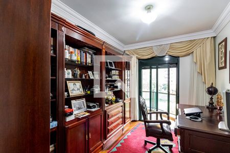 Apartamento para alugar com 200m², 3 quartos e 3 vagasEscritório