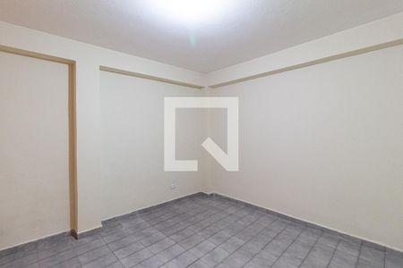 Quarto de casa para alugar com 1 quarto, 45m² em Jaguaribe, Osasco