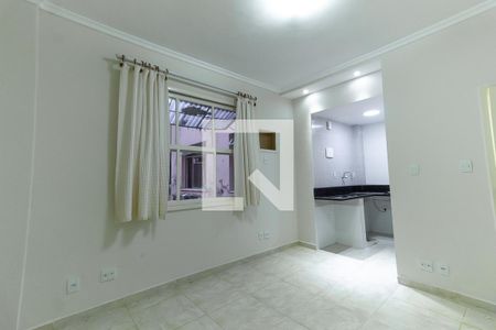 Sala/Quarto de apartamento para alugar com 1 quarto, 25m² em Centro, Rio de Janeiro