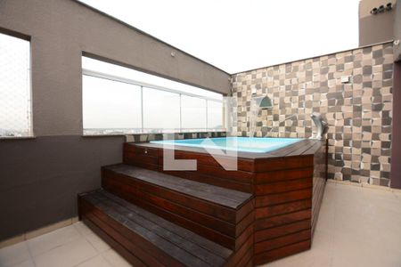 Apartamento para alugar com 116m², 2 quartos e 1 vagaÁrea comum - Piscina
