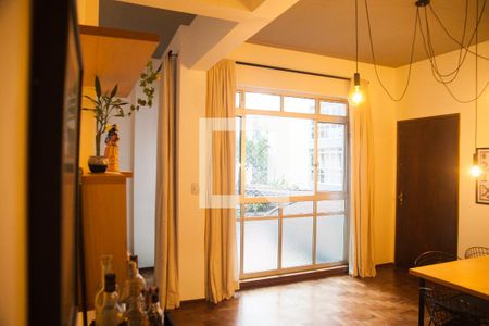Sala de apartamento para alugar com 2 quartos, 100m² em Higienópolis, São Paulo
