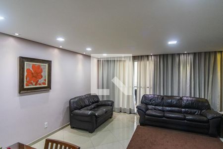 Sala de Apartamento com 2 quartos, 75m² Vila Invernada