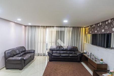 Sala de Apartamento com 2 quartos, 75m² Vila Invernada