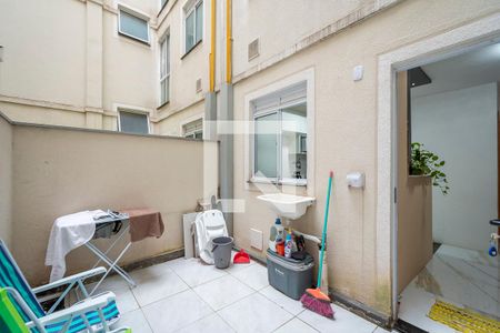 Apartamento à venda com 48m², 2 quartos e 1 vaga Apartamento à venda com 48m², 2 quartos e 1 vagaQuintal