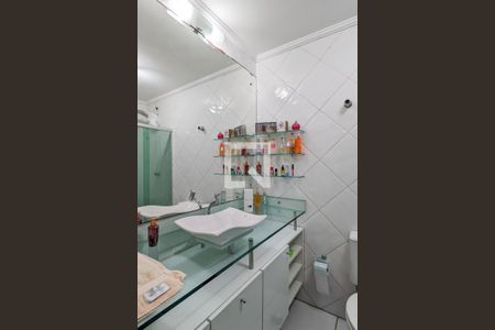 Apartamento à venda com 79m², 2 quartos e 1 vaga Apartamento à venda com 79m², 2 quartos e 1 vagaBanheiro
