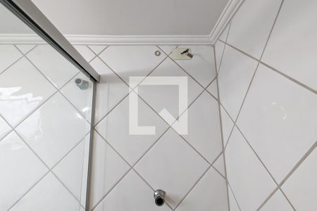 Apartamento à venda com 79m², 2 quartos e 1 vaga Apartamento à venda com 79m², 2 quartos e 1 vagaBanheiro da suíte