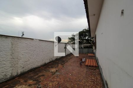 Casa à venda com 350m², 3 quartos e 4 vagas Casa à venda com 350m², 3 quartos e 4 vagasGaragem 1