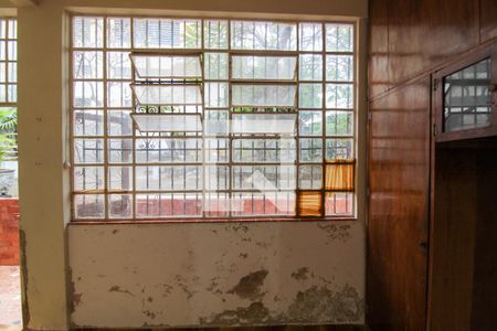 Casa à venda com 350m², 3 quartos e 4 vagas Casa à venda com 350m², 3 quartos e 4 vagasQuarto 3 Vista