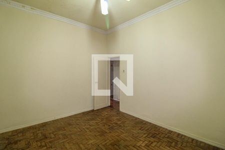 Casa à venda com 350m², 3 quartos e 4 vagas Casa à venda com 350m², 3 quartos e 4 vagasQuarto 3