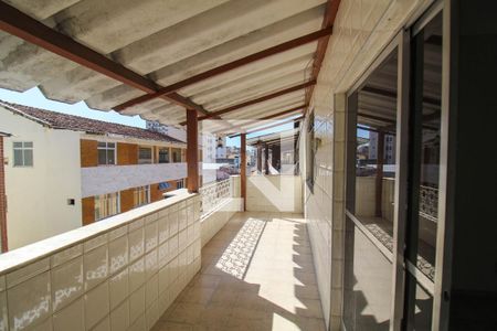 Apartamento à venda com 150m², 4 quartos e 1 vaga Apartamento à venda com 150m², 4 quartos e 1 vagaVaranda do Quarto 2