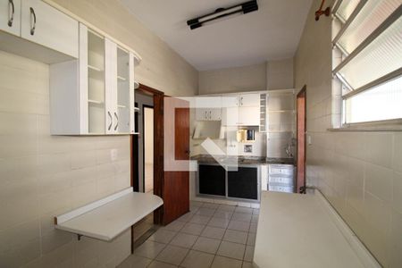 Apartamento à venda com 150m², 4 quartos e 1 vaga Apartamento à venda com 150m², 4 quartos e 1 vagaCozinha