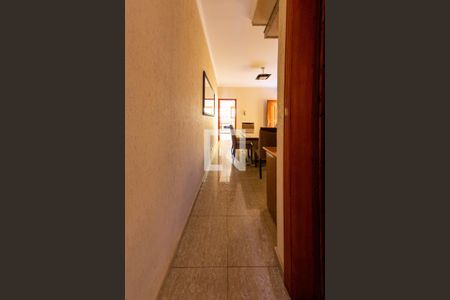 Casa para alugar com 4 quartos, 227m² em Vila Cleonice, São Paulo