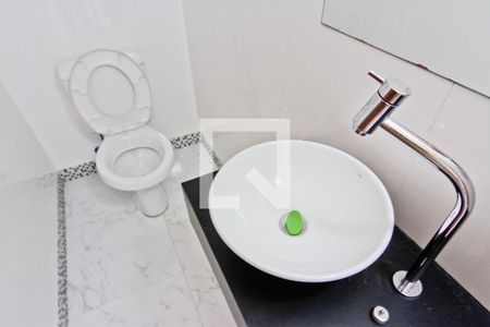 Lavabo de casa para alugar com 2 quartos, 90m² em Piqueri, São Paulo