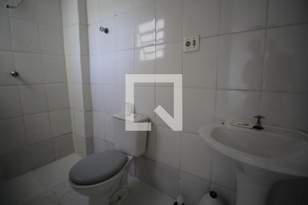 Banheiro de apartamento para alugar com 1 quarto, 35m² em Aclimação, São Paulo