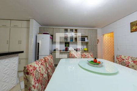 Casa para alugar com 3 quartos, 170m² em Cidade Satélite Santa Bárbara, São Paulo