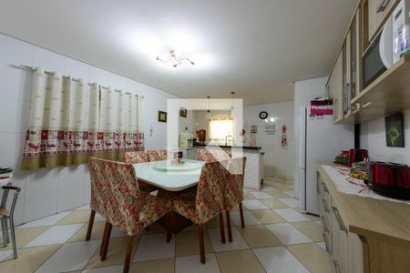 Casa para alugar com 3 quartos, 170m² em Cidade Satélite Santa Bárbara, São Paulo