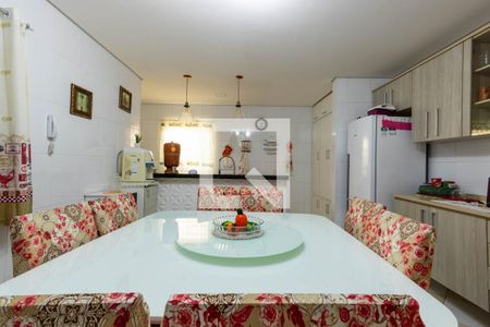 Casa para alugar com 3 quartos, 170m² em Cidade Satélite Santa Bárbara, São Paulo