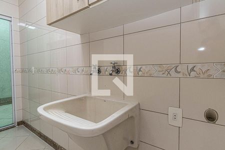 Casa à venda com 514m², 6 quartos e 8 vagas Casa à venda com 514m², 6 quartos e 8 vagasÁrea de Serviço 1