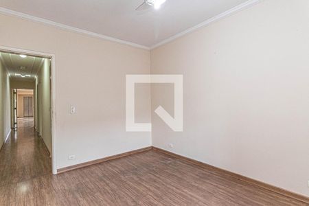 Casa à venda com 514m², 6 quartos e 8 vagas Casa à venda com 514m², 6 quartos e 8 vagasQuarto 1