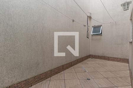 Casa à venda com 514m², 6 quartos e 8 vagas Casa à venda com 514m², 6 quartos e 8 vagasQuintal