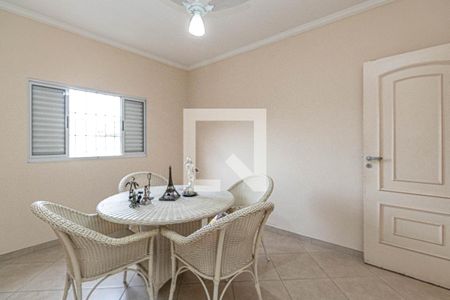 Casa à venda com 514m², 6 quartos e 8 vagas Casa à venda com 514m², 6 quartos e 8 vagasQuarto 3