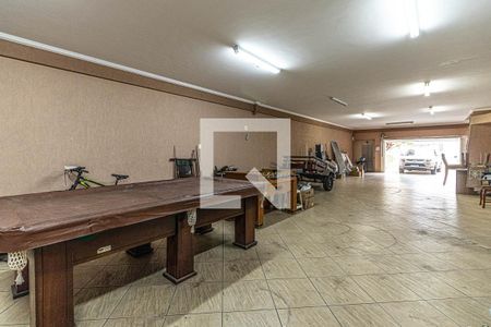 Casa à venda com 514m², 6 quartos e 8 vagas Casa à venda com 514m², 6 quartos e 8 vagasGaragem