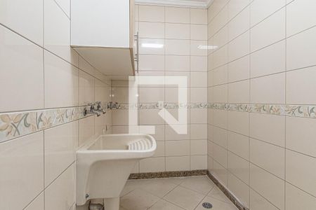 Casa à venda com 514m², 6 quartos e 8 vagas Casa à venda com 514m², 6 quartos e 8 vagasÁrea de Serviço 1