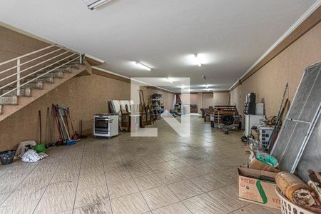 Casa à venda com 514m², 6 quartos e 8 vagas Casa à venda com 514m², 6 quartos e 8 vagasGaragem