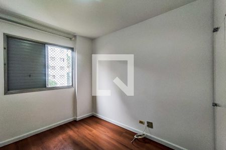 Quarto 1 de apartamento para alugar com 3 quartos, 76m² em Vila Suzana, São Paulo