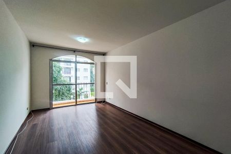Sala de apartamento para alugar com 3 quartos, 76m² em Vila Suzana, São Paulo