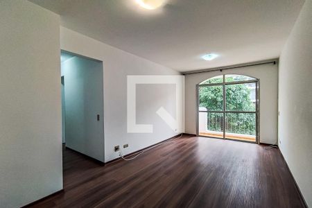 Sala de apartamento para alugar com 3 quartos, 76m² em Vila Suzana, São Paulo