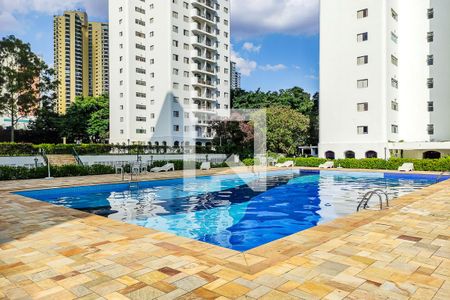 Apartamento para alugar com 76m², 3 quartos e 1 vagaÁrea Comum - Piscina