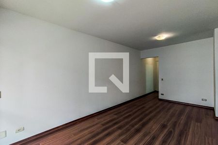 Sala de apartamento para alugar com 3 quartos, 76m² em Vila Suzana, São Paulo