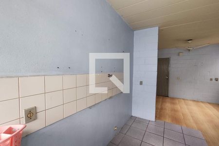 Apartamento para alugar com 46m², 2 quartos e 1 vaga Apartamento para alugar com 46m², 2 quartos e 1 vagaCozinha e Área de Serviço