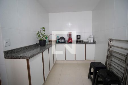 Apartamento para alugar com 109m², 3 quartos e 1 vagaÁrea de serviço