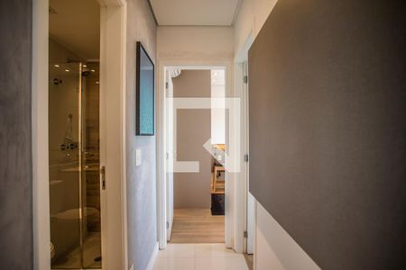 Apartamento à venda com 64m², 2 quartos e 1 vagaCorredor - Quartos