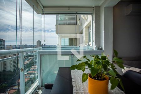 Varanda de apartamento à venda com 2 quartos, 64m² em Vila Alexandria, São Paulo