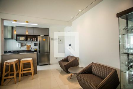 Sala e Jantar de apartamento à venda com 2 quartos, 64m² em Vila Alexandria, São Paulo